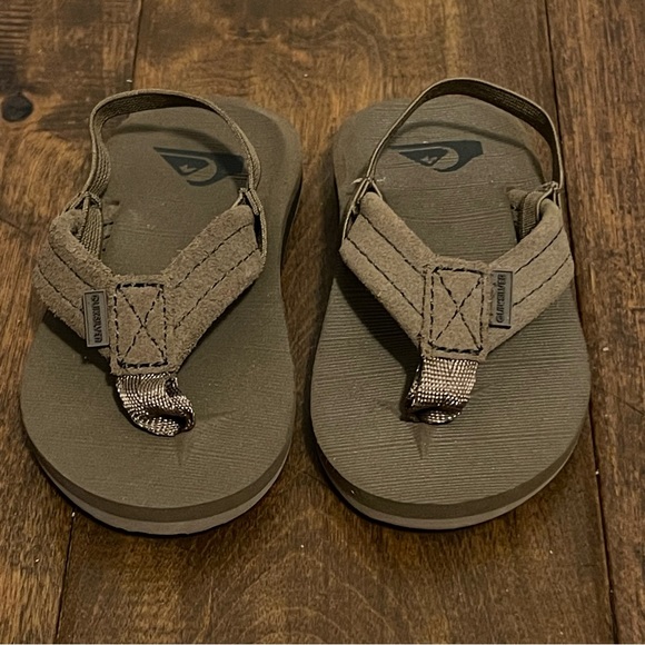 nwot QUIKSILVER || Carver Suede Core Sandals | Toddler Boys Girls Unisex size 4c - Picture 3 of 5